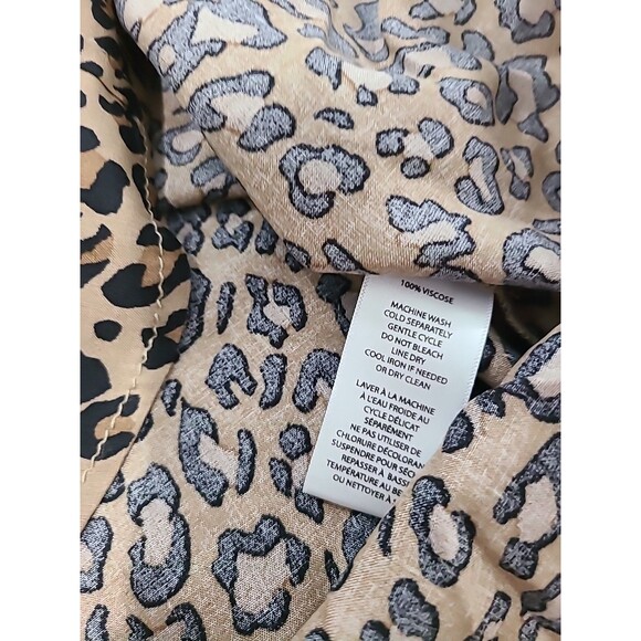 NWT Beach Lunch Lounge Blouse Leopard Animal Print Button Front Tunic L/S Shirt - Picture 8 of 8